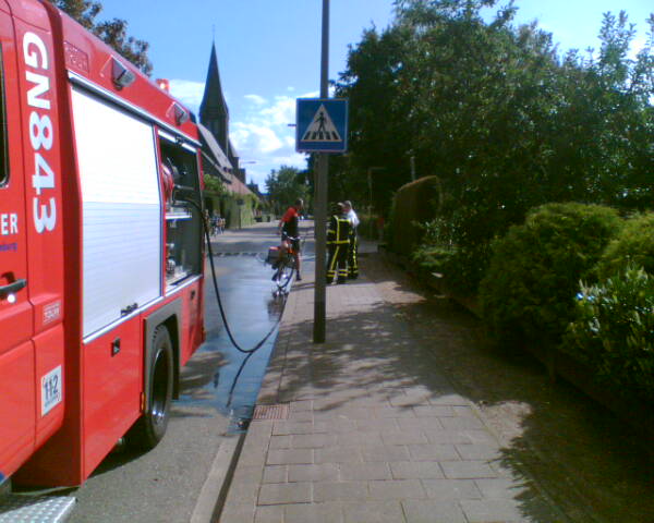 0409200702 Wegdek reinigen Goorseweg.jpg